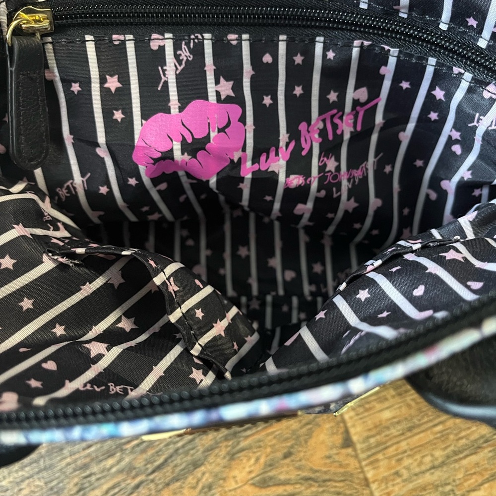 Betsey Johnson Floral Cat Crossbody Bag - Black and Gray - Picture 9 of 11